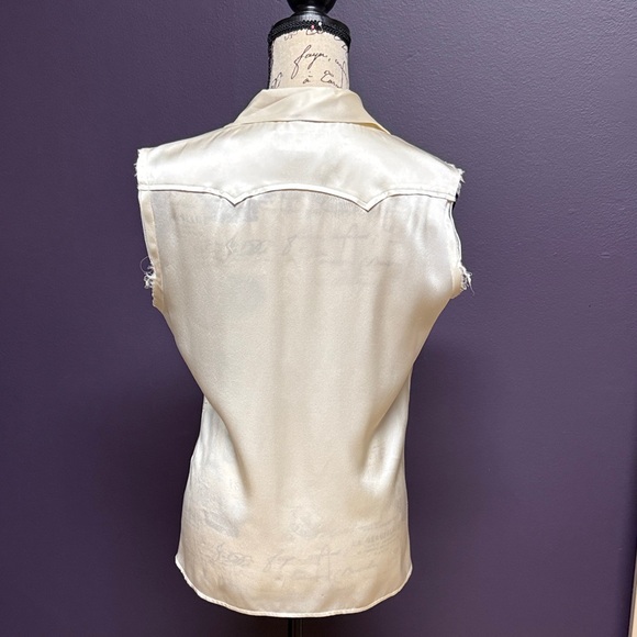 Nili Lotan Silk Sleeveless Blouse - Picture 8 of 14